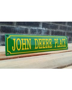 John Deere place Grün