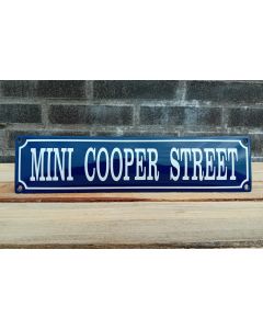 Mini Cooper street